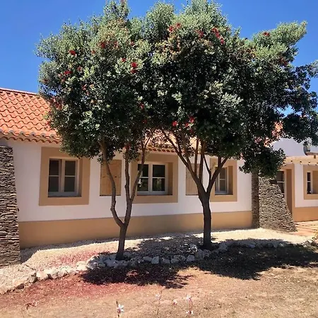 Casa Swagatam Вилла Алжезур